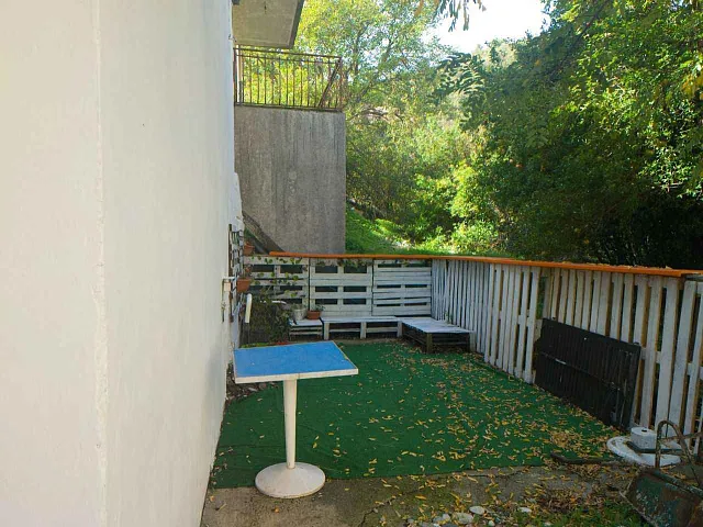 Haus mit zwei Wohnungen in Becici — photo 19