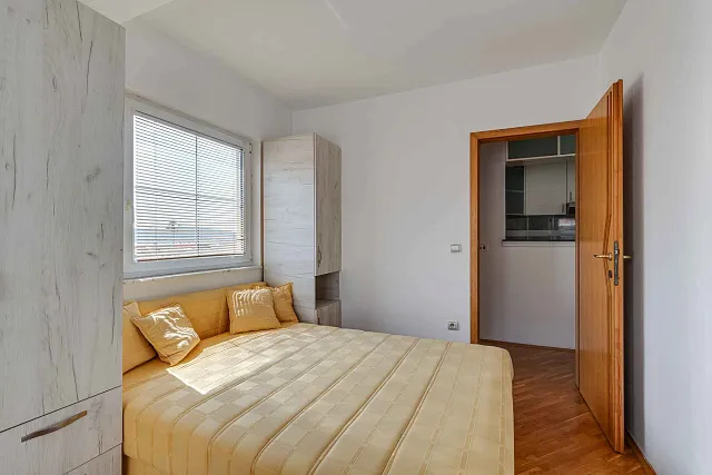 Apartment mit einem Schlafzimmer in Rafailovici in der Nähe des Meeres — photo 18