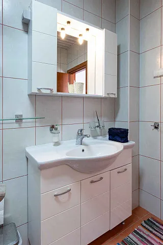Villa mit Meerblick in Becici — photo 41