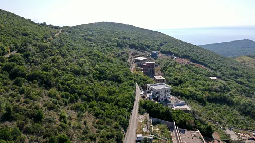 Urbanisiertes Grundstück 1.130 m² in der Nähe des Jaz-Strandes