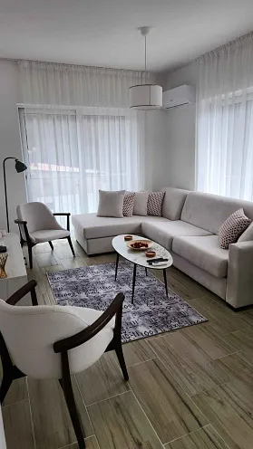 Zum Verkauf: Voll ausgestattetes Einzimmerapartment
