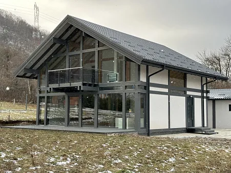 Zu verkaufen neue Villa in Kolasin in der Nähe des Skizentrums