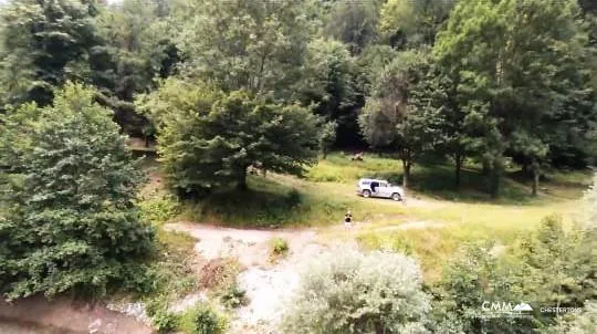 Grundstück am Ufer des Flusses Tara