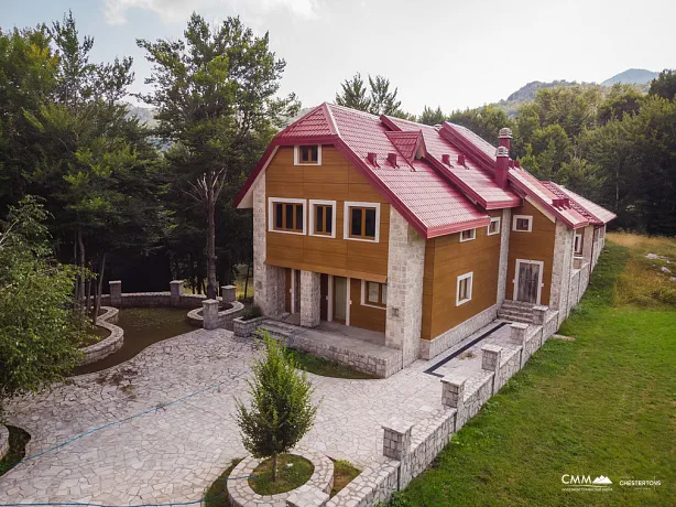 Haus zum Verkauf im Lovcen-Nationalpark