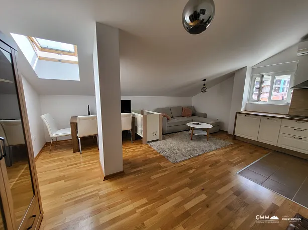 Apartment mit zwei Schlafzimmern in einem neuen Gebäude in Tivat