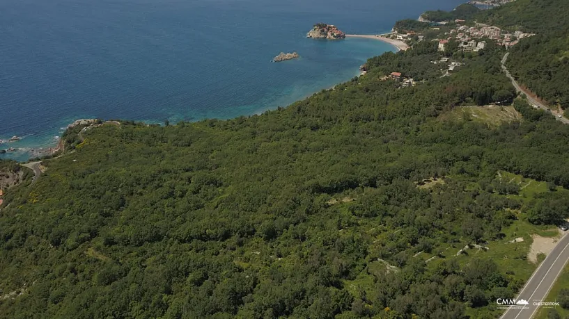 Grundstück zum Verkauf mit Panoramablick auf das Meer