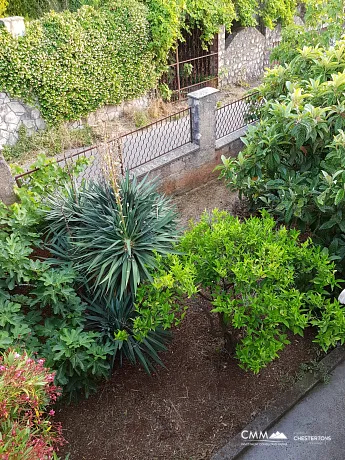 Haus in ruhiger Lage in Dobra Voda 100m²