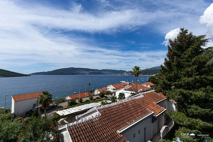 Haus in Kumbor 200 m zum Meer