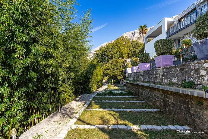 Charmantes Steinhaus mit Meerblick in der Nähe von Sveti Stefan