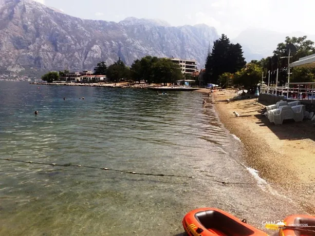 Grundstück an der Riviera von Kotor