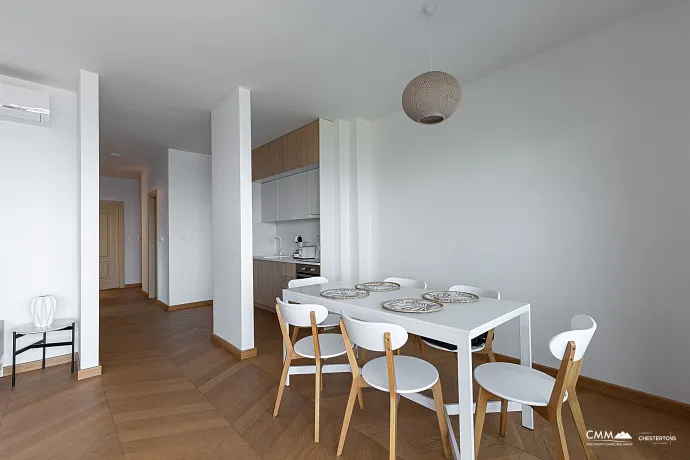 Dreizimmerwohnung in Wohnanlage mit Pool, Blizikuće