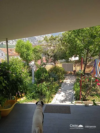 Einstöckiges Haus in Prcanj mit Meerblick