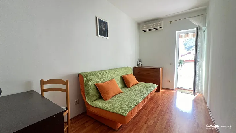 Apartment mit zwei Schlafzimmern in Budva