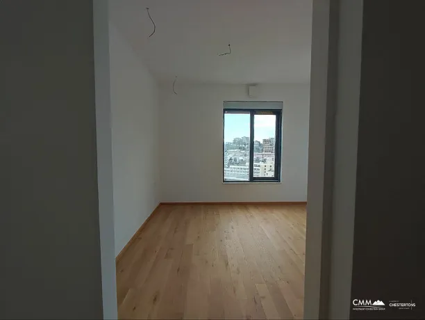 Penthouse in einem Neubau in Becici in der Nähe des Meeres