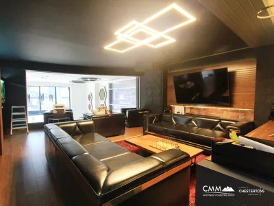 Luxuriöse Gewerbefläche in Budva