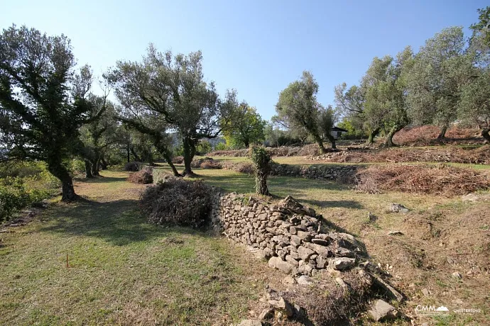 Urbanisiertes Grundstück für den Bau von zwei Villen in Trebesin, Herceg Novi