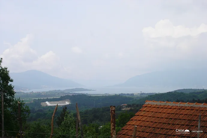 Grundstück in Kotor