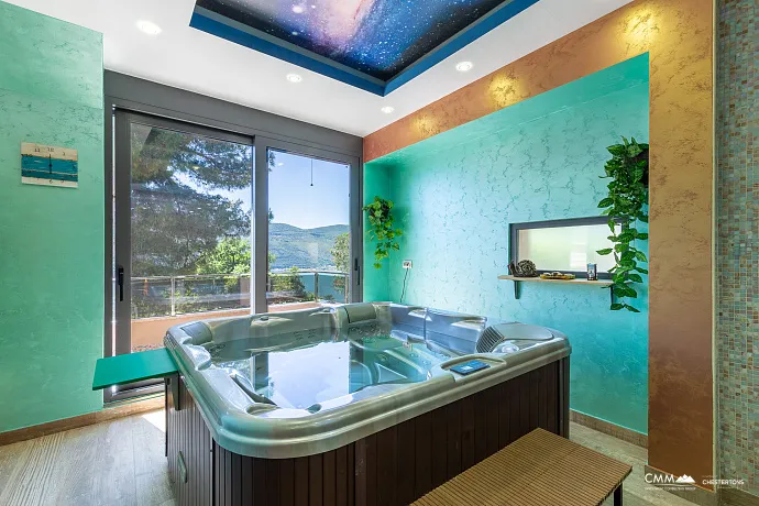 Ausgezeichnete Villa im Zentrum von Herceg Novi