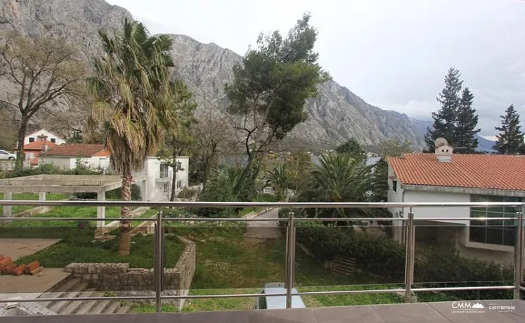 Eine wunderbare Villa in Kotor