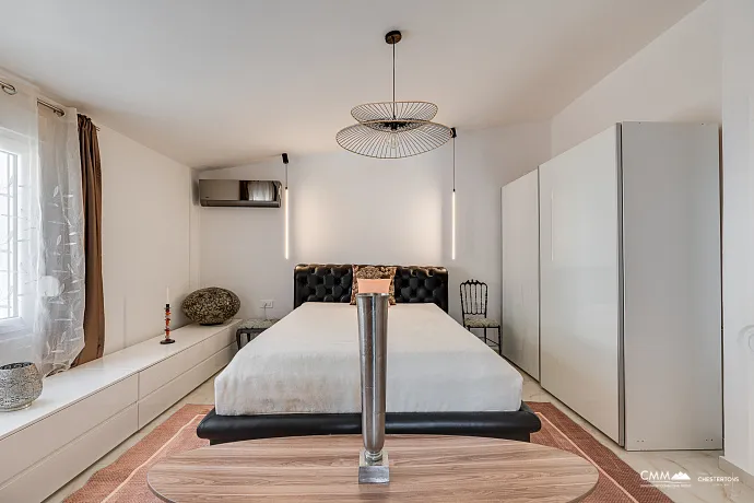 Zweistöckiges geräumiges Haus in Sutomore