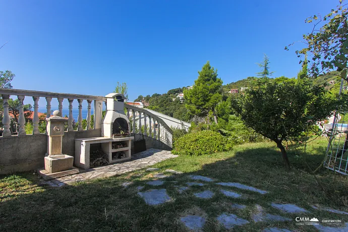 Luxusvilla mit Panoramablick auf das Meer in Bar, Green Belt