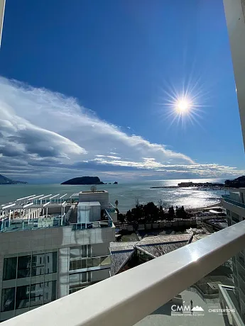 Apartment mit zwei Schlafzimmern und Meerblick im Zentrum von Budva