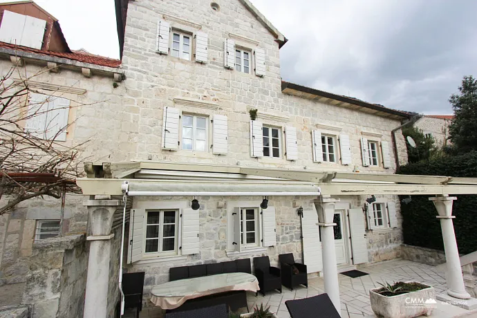 Luxusvilla in Perast