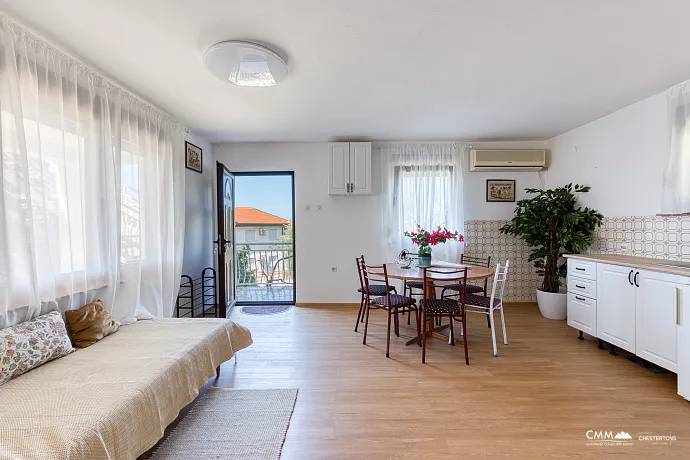 Haus in Dobra Voda mit Panoramablick auf das Meer