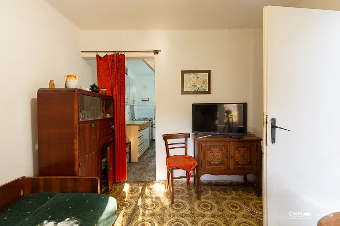 Zu verkaufen – Authentisches Steinhaus mit traumhaftem Blick auf die Bucht von Kotor