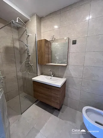 # 6566 apartments in einem neu erbauten Gebäude im Zentrum von Budva