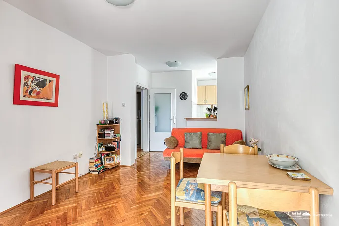 Petrovac, Ein-Zimmer-Wohnung zu verkaufen