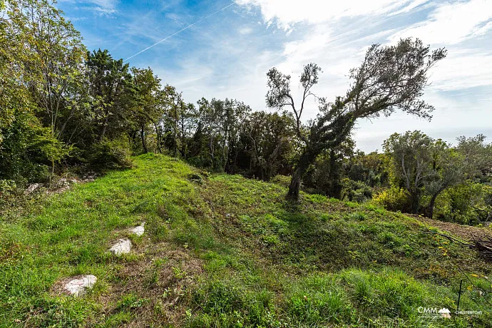 Grundstück zum Verkauf in Reževići, 975 m²