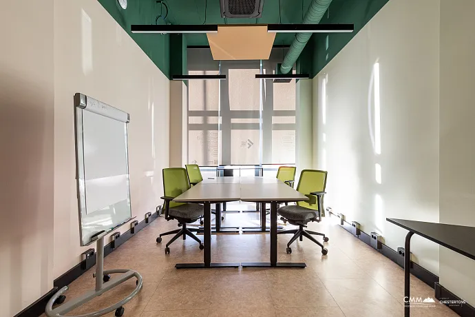 Gewerbeimmobilie in Budva, 400 m²