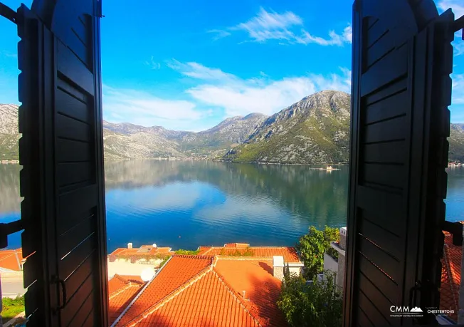 Wohnung zum Verkauf in Kostanjica mit Meerblick