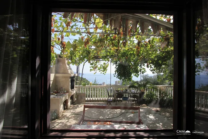 Zweistöckiges Haus mit Meerblick in Main