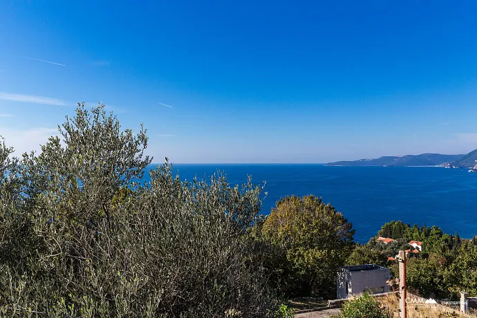 Charmantes Steinhaus mit Meerblick in der Nähe von Sveti Stefan