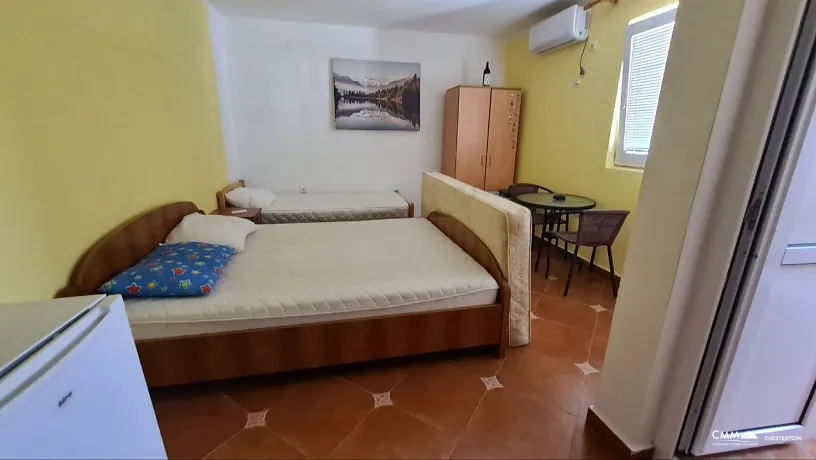 Haus in Sutomore mit 8 Schlafzimmern