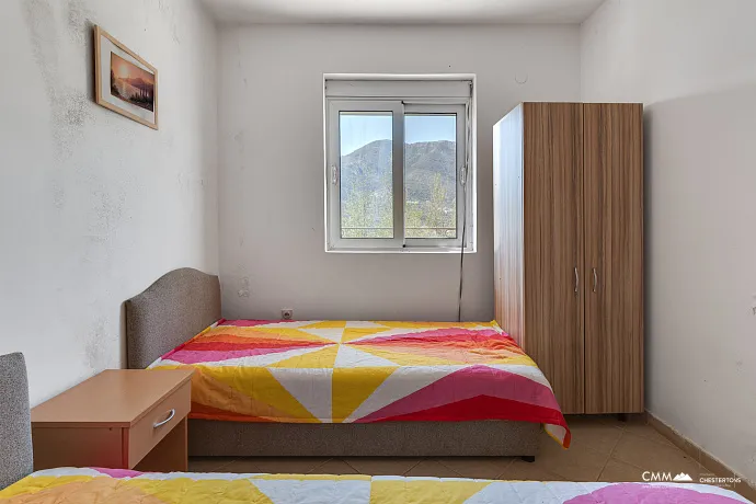 Gemütliche Villa mit Meerblick in Lepetani