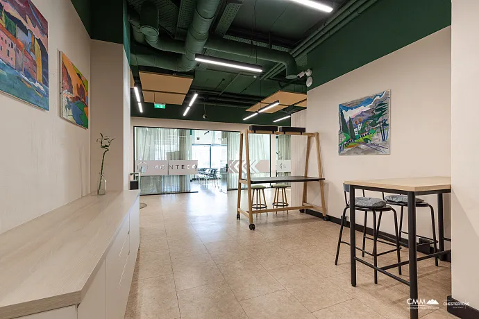 Gewerbeimmobilie in Budva, 400 m²