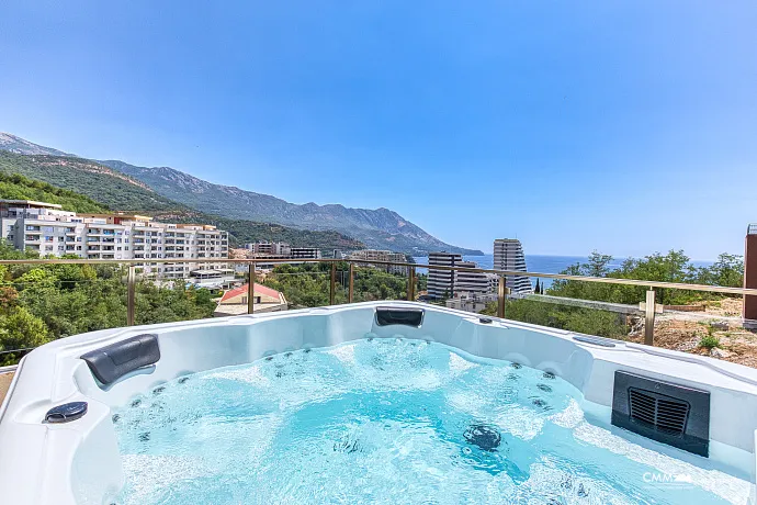 Luxuswohnung in Bečići – Komfort und Prestige vereint