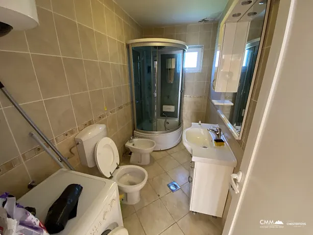 Haus in Tivat mit Panoramablick auf das Meer