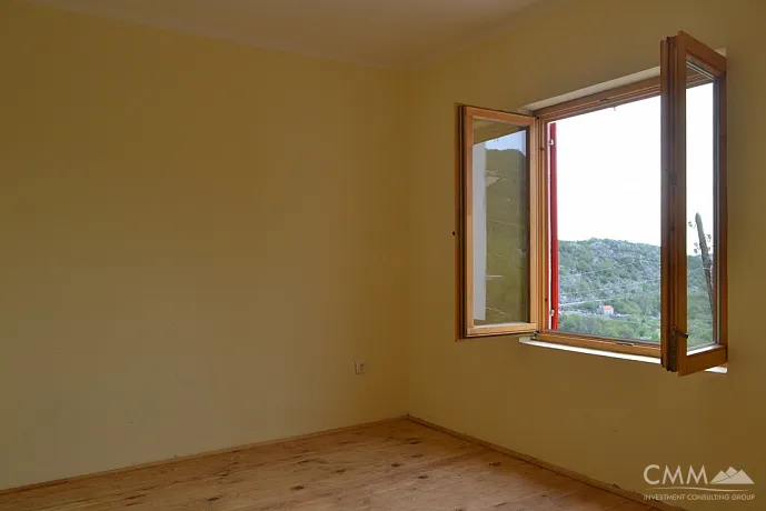 Gemütliches Haus 78m2 in Cetinje, Ugni