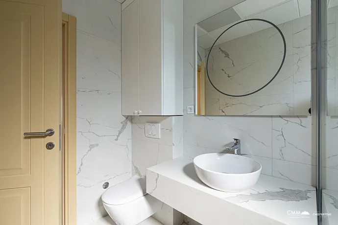 Dreizimmerwohnung in Wohnanlage mit Pool, Blizikuće