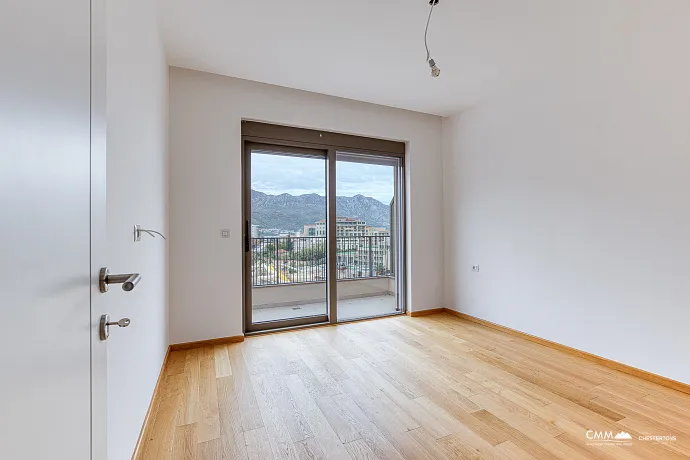 Komplex in Bečići in der Nähe des Meeres