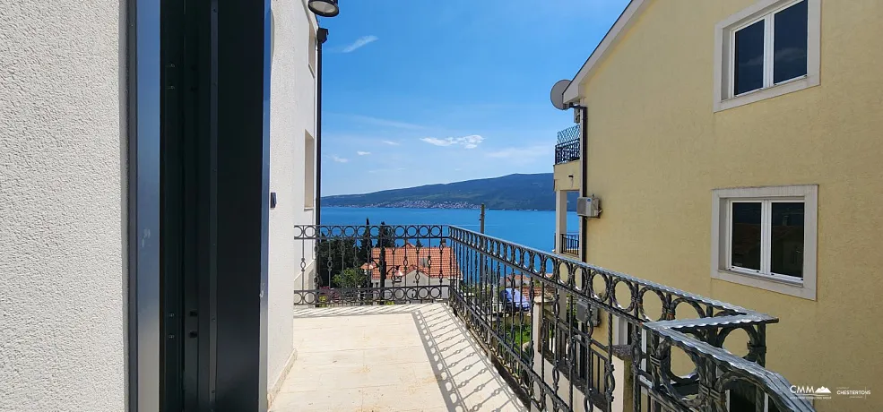 Geräumige und helle Apartments mit Panoramablick auf das Meer
