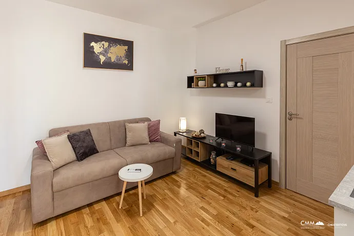 Moderne Einzimmerwohnung in einem neuen Gebäude in Meeresnähe in Bečići