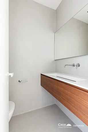 Dreizimmerwohnung in Budva mit herrlichem Blick