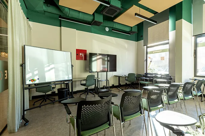 Gewerbeimmobilie in Budva, 400 m²