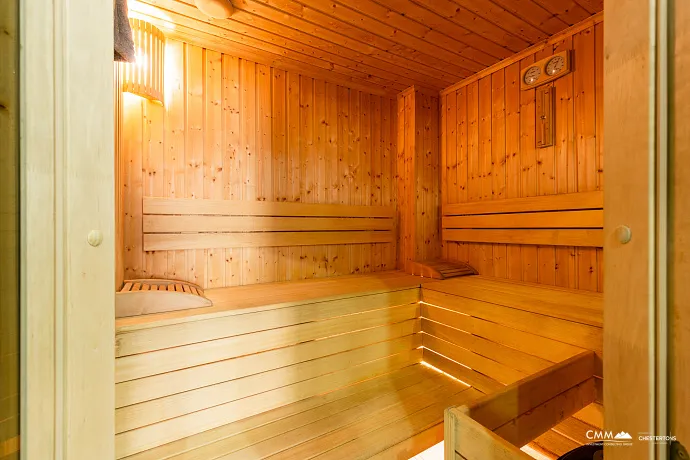 Ausgezeichnete Villa im Zentrum von Herceg Novi