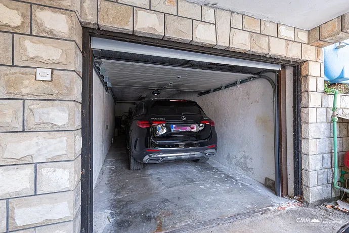 Haus nur 50 Meter vom Meer entfernt – Stoliv